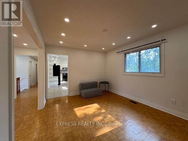 2 Pearson Ave Avenue, Richmond Hill, Ontario  L4C 6T5 - Photo 26 - N12352309