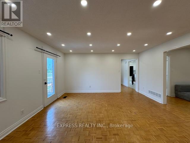 2 Pearson Ave Avenue, Richmond Hill, Ontario  L4C 6T5 - Photo 29 - N12352309
