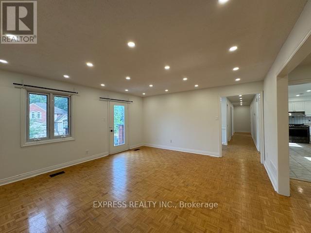 2 Pearson Ave Avenue, Richmond Hill, Ontario  L4C 6T5 - Photo 30 - N12352309