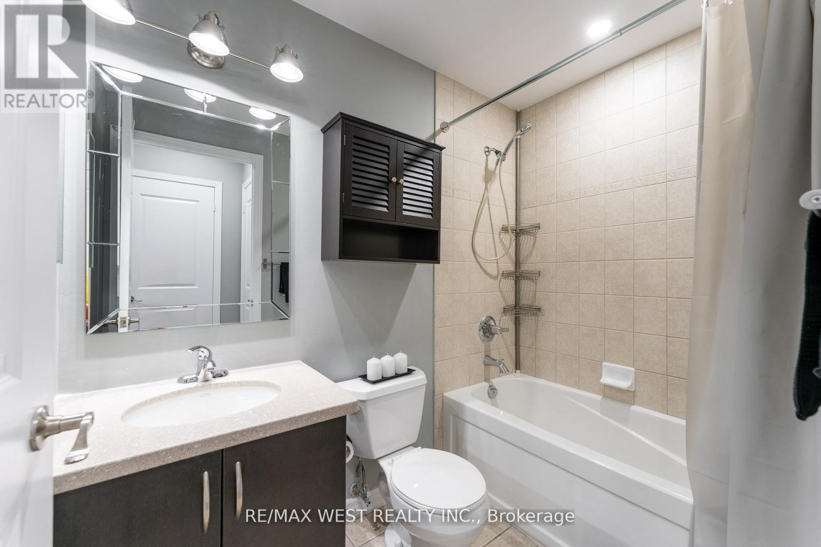 916 - 9225 Jane Street, Vaughan, Ontario  L6A 0J7 - Photo 14 - N12352359