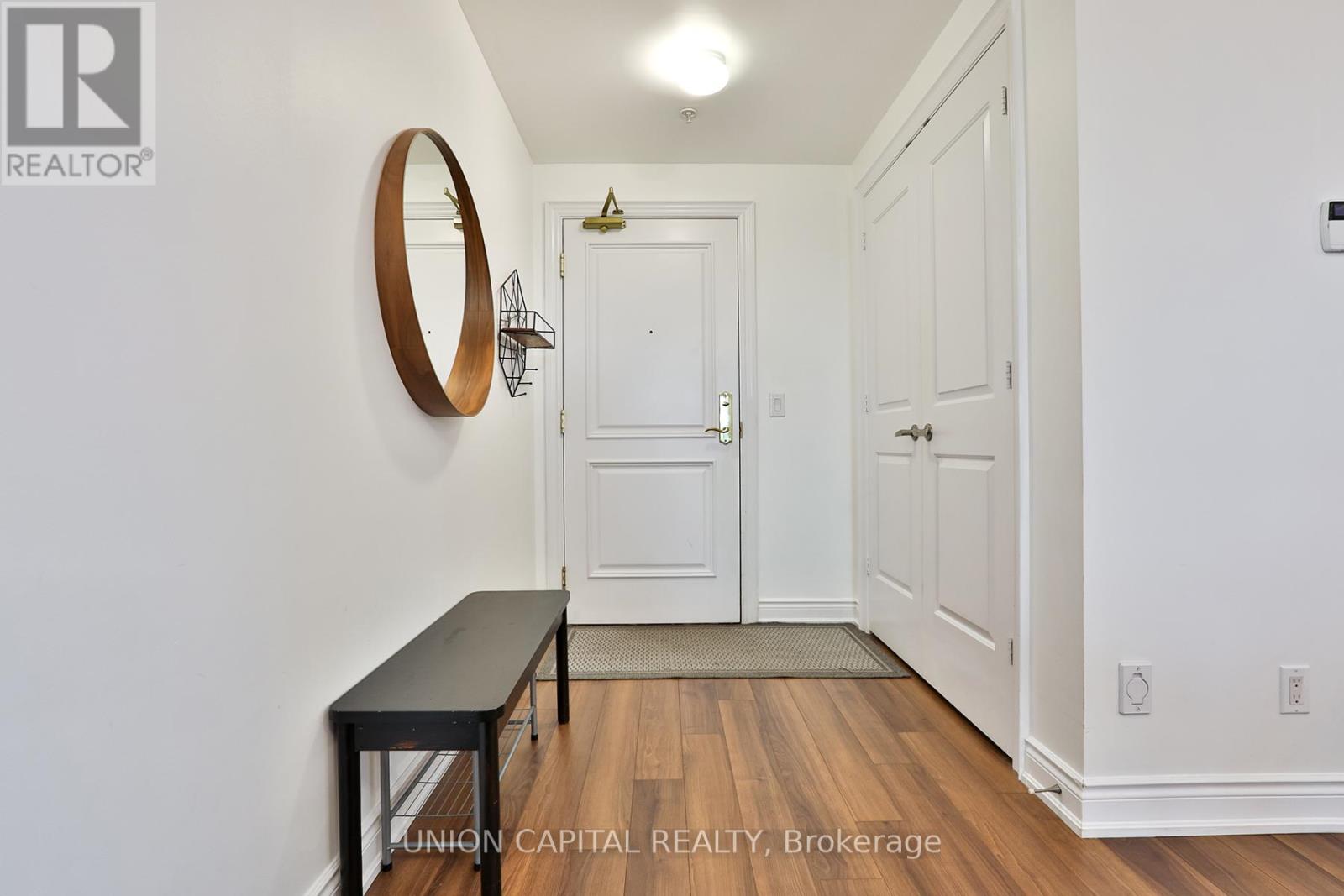 Property at 605 - 9255 JANE STREET image 2