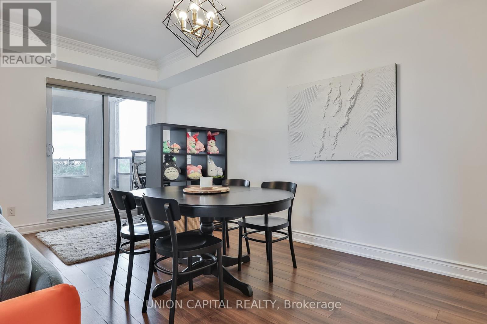 Property at 605 - 9255 JANE STREET image 4