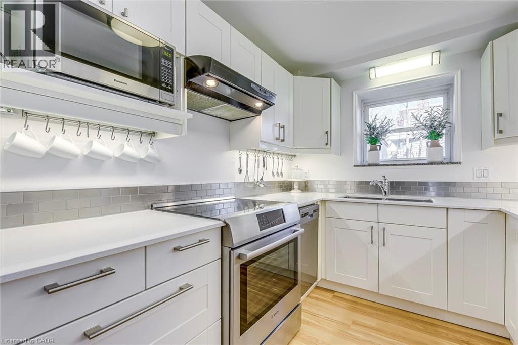 288 Reynolds Street Unit# 1, Oakville, Ontario  L6J 3L4 - Photo 8 - 40743027