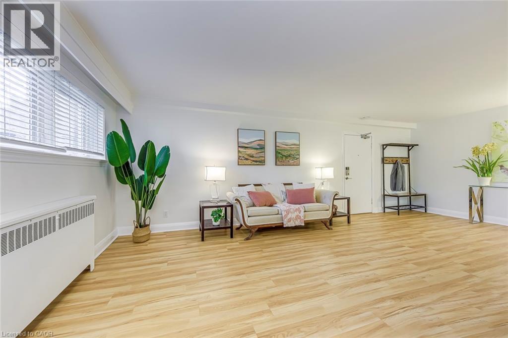 288 Reynolds Street Unit# 1, Oakville, Ontario  L6J 3L4 - Photo 14 - 40743027