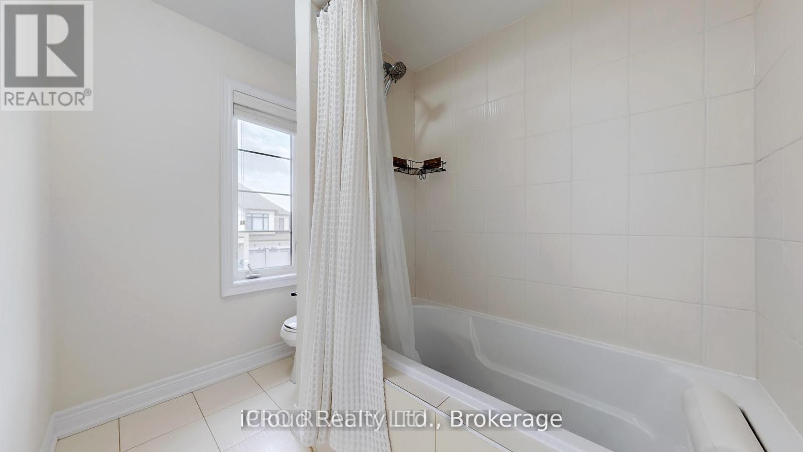 29 Frost Street, Brampton, Ontario  L6X 5R3 - Photo 31 - W12304679