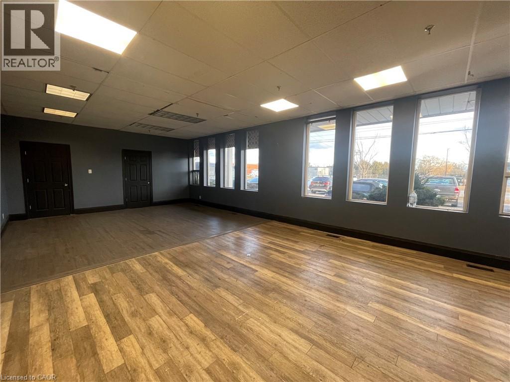 529 Speers Road Unit# 1, Oakville, Ontario  L6K 2G4 - Photo 3 - 40743883