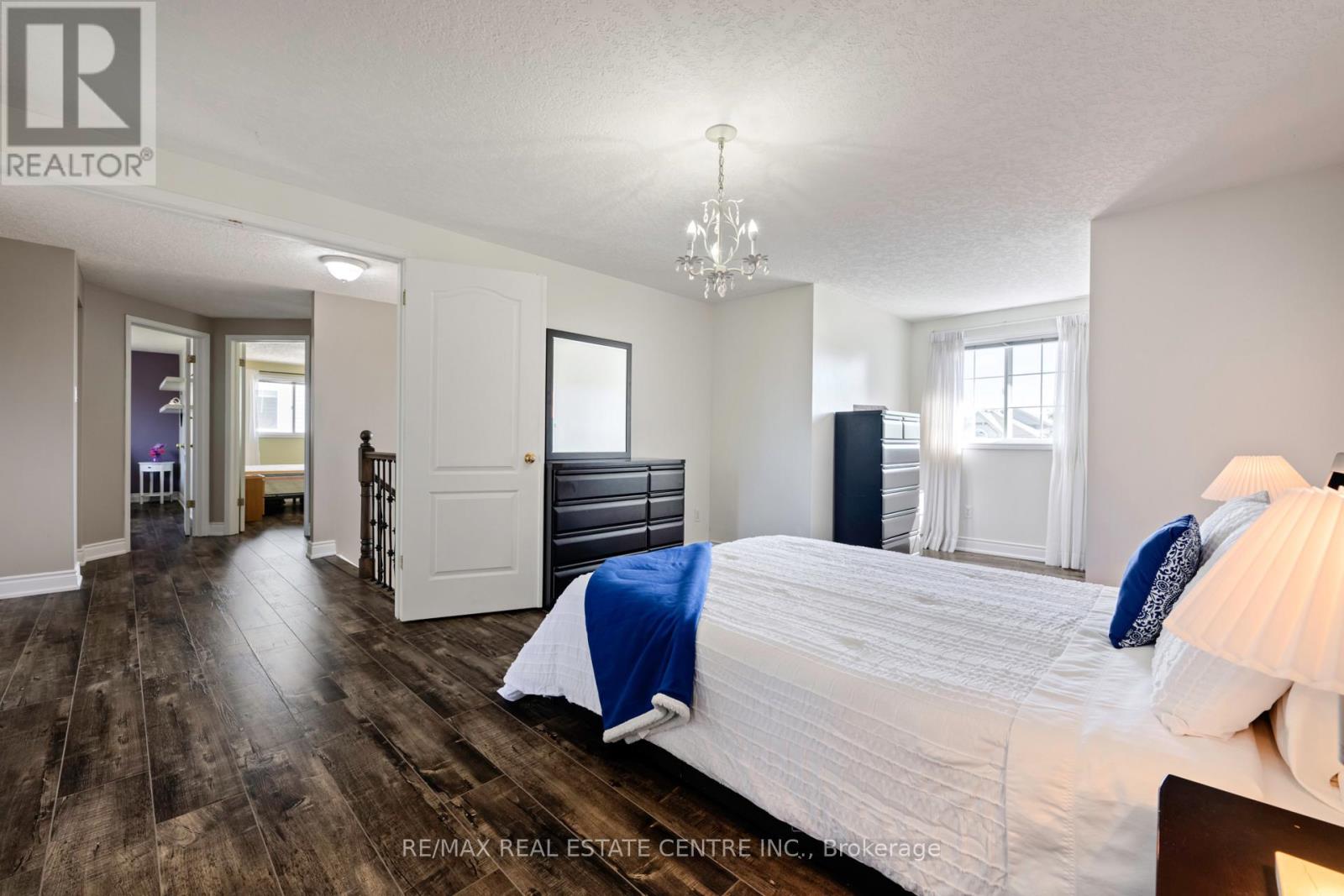 70 Hunter Road, Orangeville, Ontario  L9W 5C5 - Photo 23 - W12352296