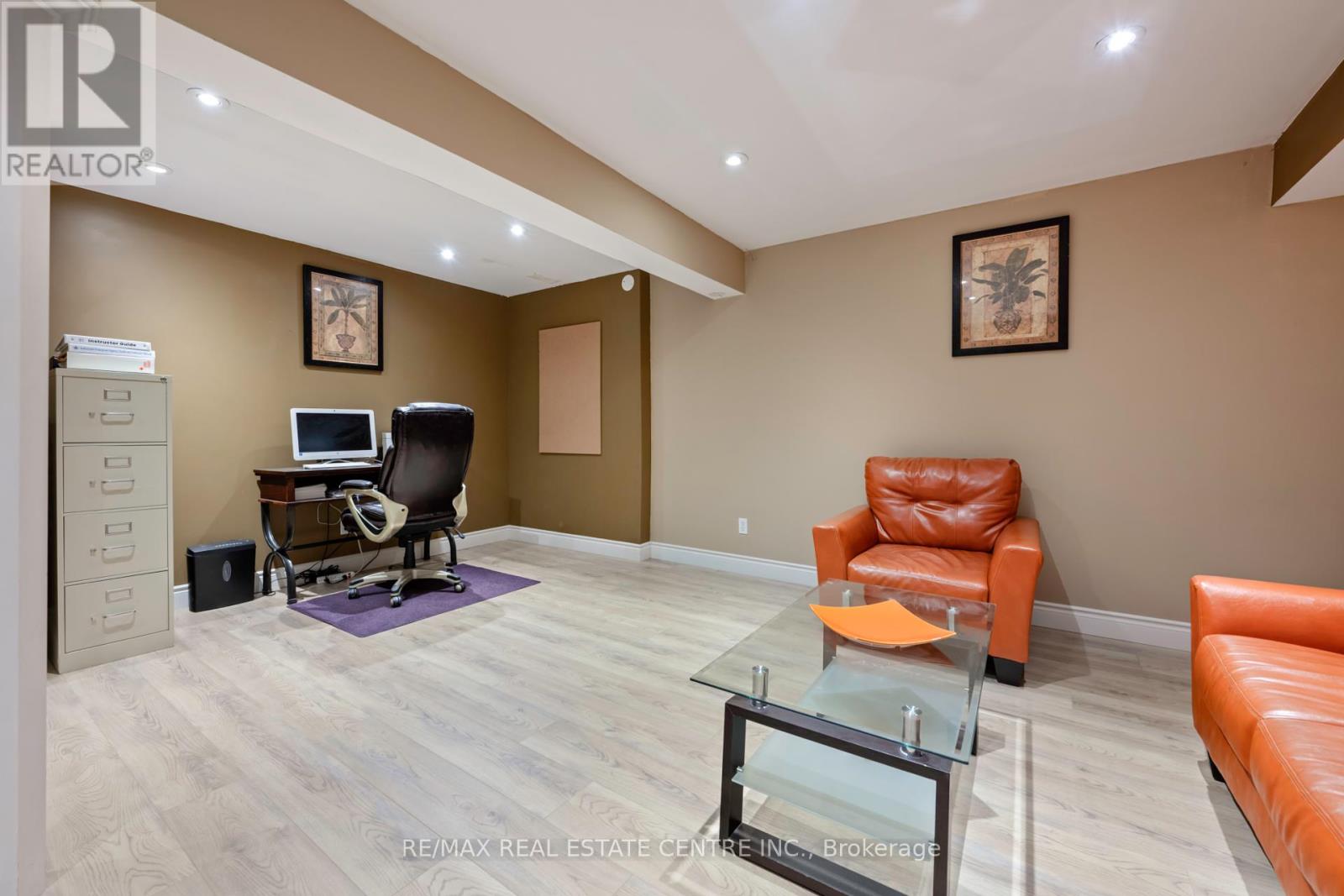 70 Hunter Road, Orangeville, Ontario  L9W 5C5 - Photo 35 - W12352296