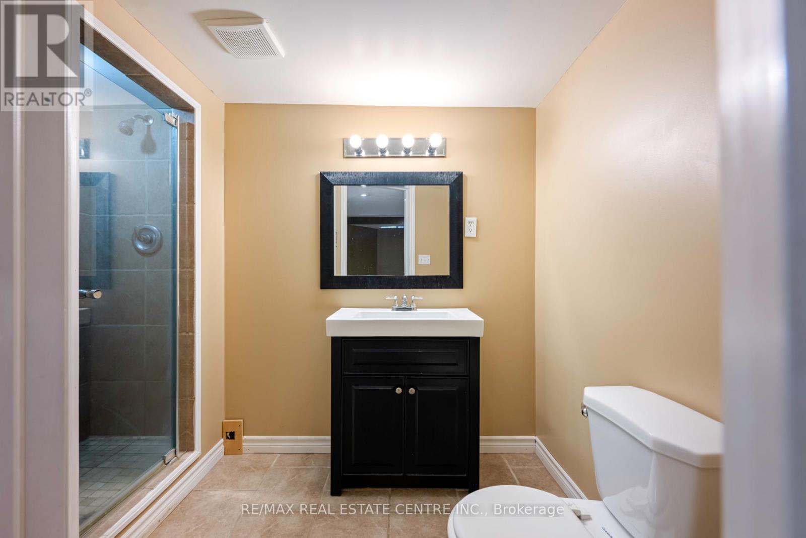 70 Hunter Road, Orangeville, Ontario  L9W 5C5 - Photo 38 - W12352296