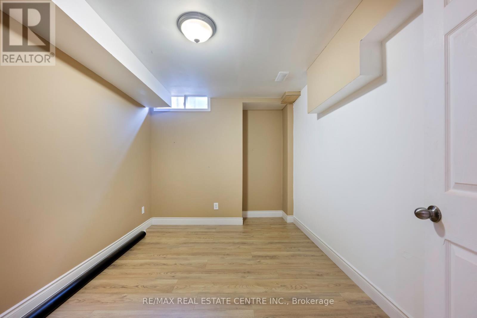 70 Hunter Road, Orangeville, Ontario  L9W 5C5 - Photo 40 - W12352296
