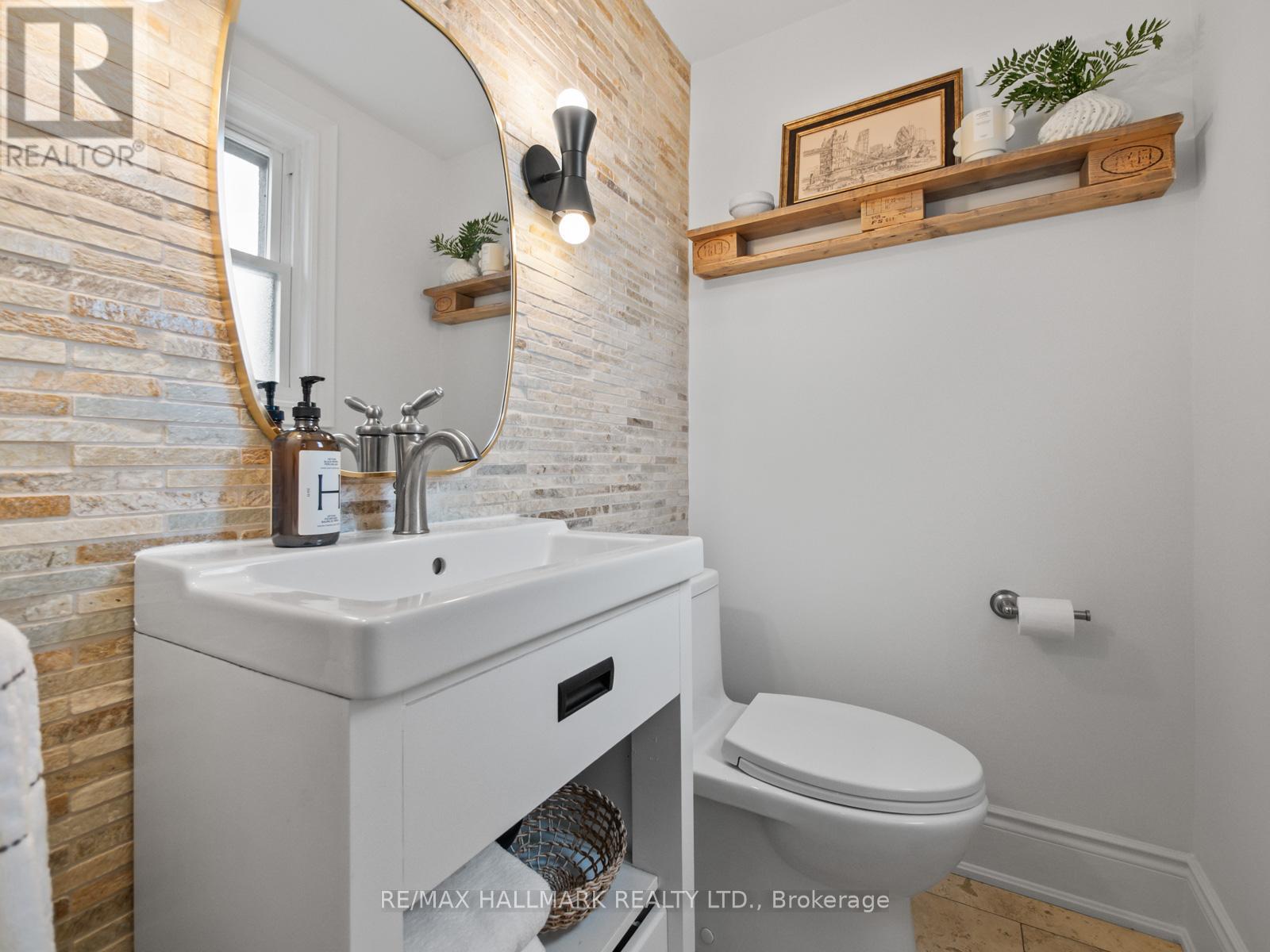 7 Haregate Court, Toronto, Ontario  M9R 3H5 - Photo 20 - W12352314