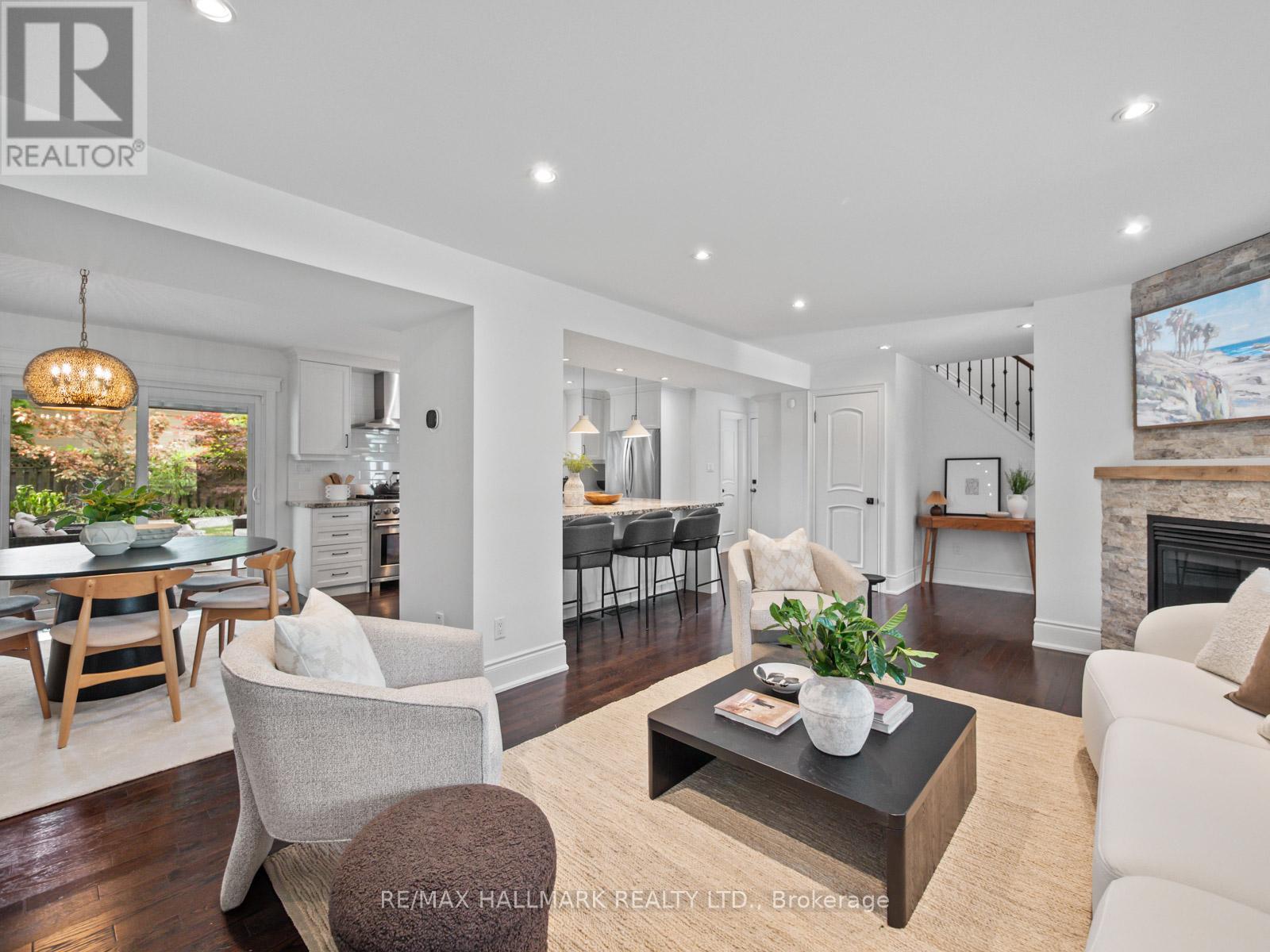 7 Haregate Court, Toronto, Ontario  M9R 3H5 - Photo 8 - W12352314