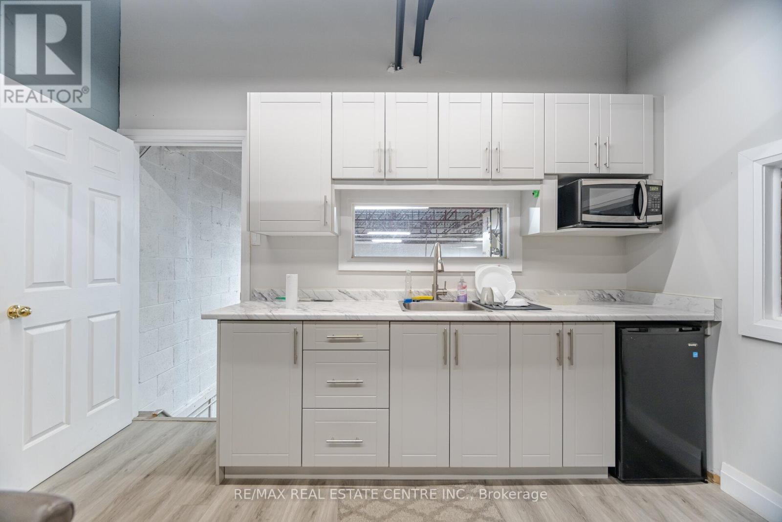 19 - 2074 Steeles Avenue E, Brampton (Southgate), Ontario  L6T 5A5 - Photo 23 - W12352318