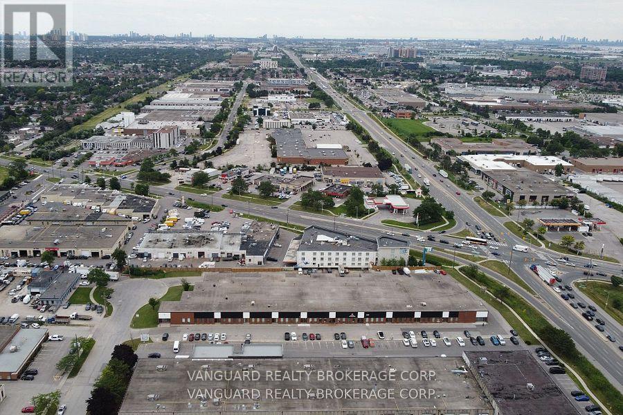 13 - 20 Baywood Road, Toronto, Ontario  M9V 4A8 - Photo 1 - W12352358