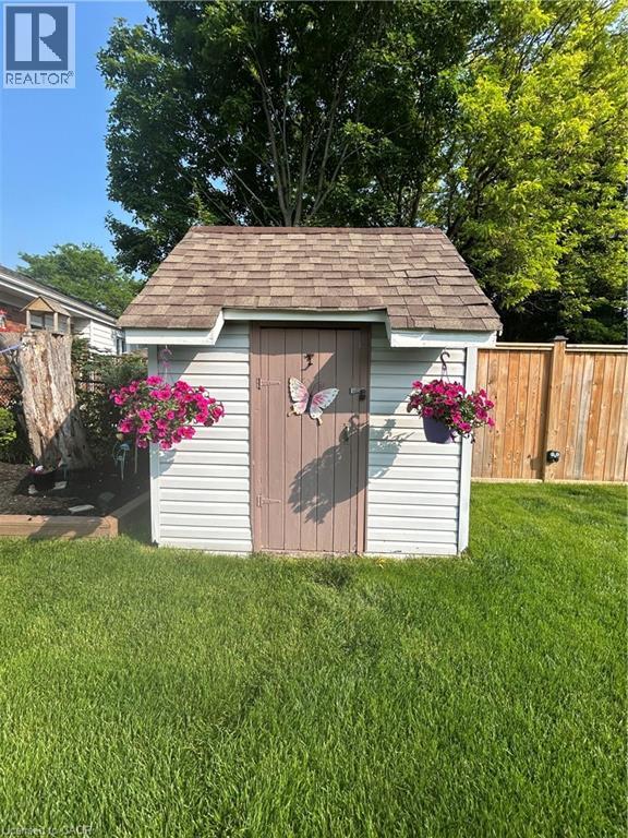 34 Queensway Drive, Brantford, Ontario  N3R 4W5 - Photo 10 - 40744280