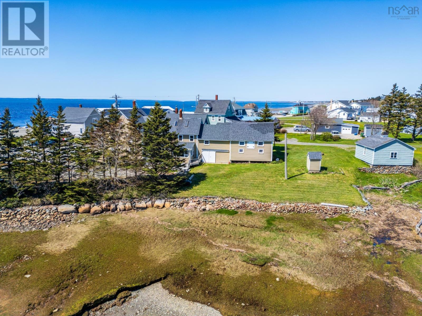 9080 Highway 1, Meteghan River, Nova Scotia  B0W 2L0 - Photo 11 - 202511566