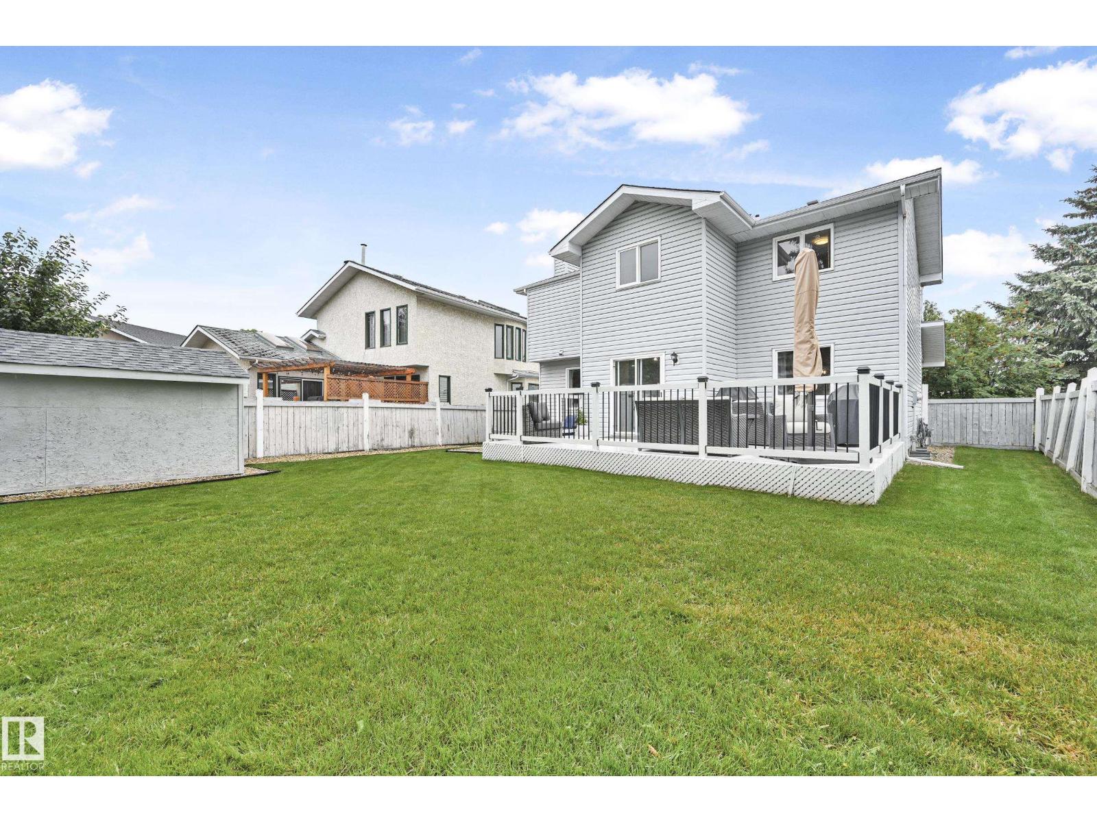 Property at 131 ORMSBY RD W NW image 2