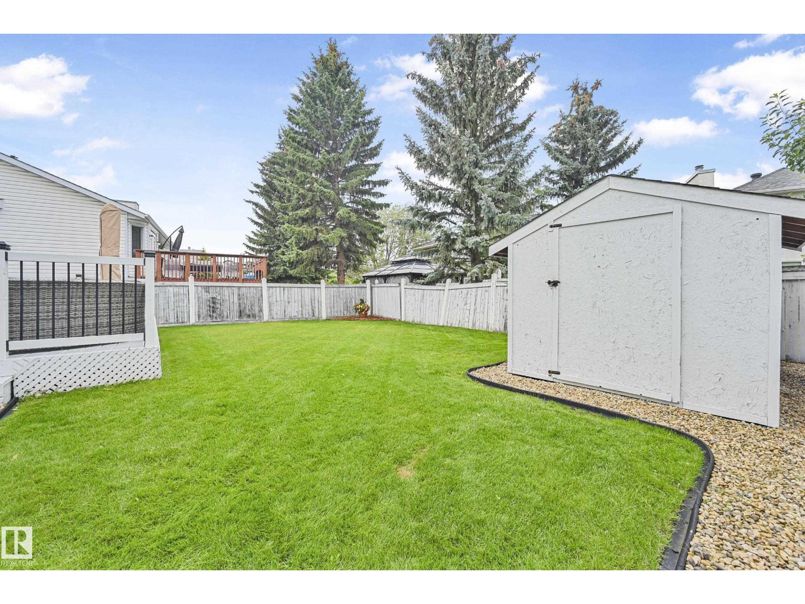 Property at 131 ORMSBY RD W NW image 1