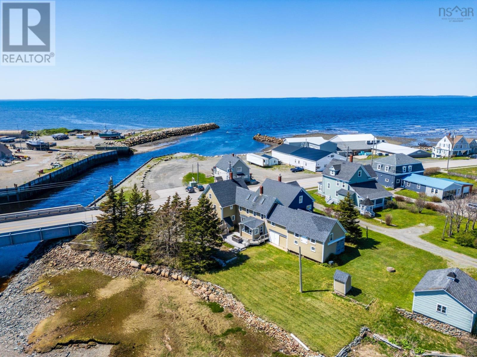 9080 Highway 1, Meteghan River, Nova Scotia  B0W 2L0 - Photo 9 - 202511566