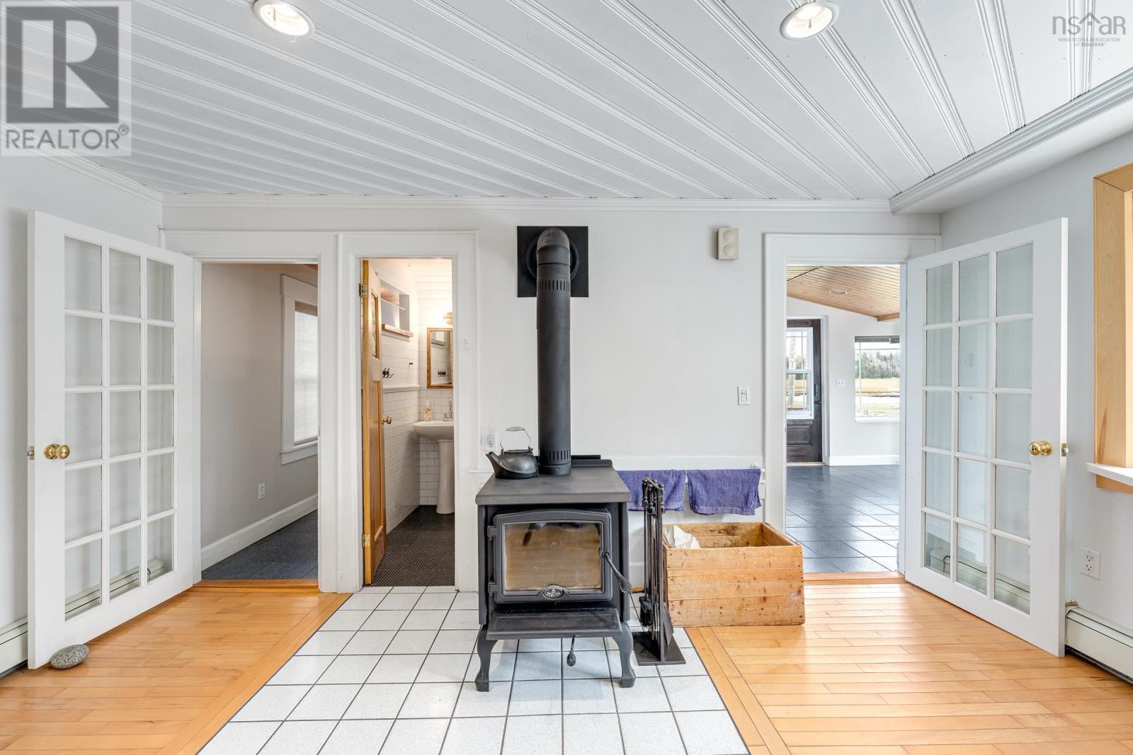 9080 Highway 1, Meteghan River, Nova Scotia  B0W 2L0 - Photo 21 - 202511566