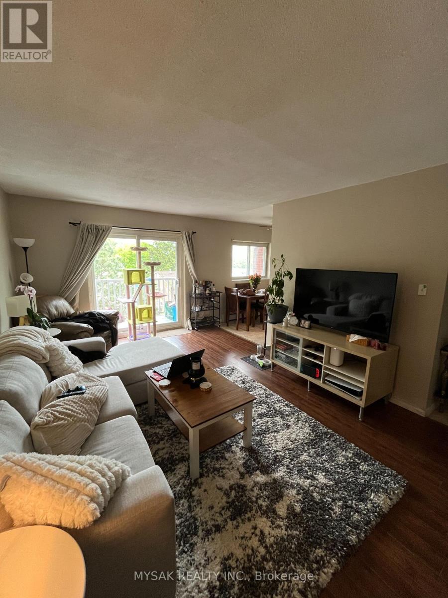 497 Victoria Road N, Guelph, Ontario  N1E 5K1 - Photo 6 - X12352307