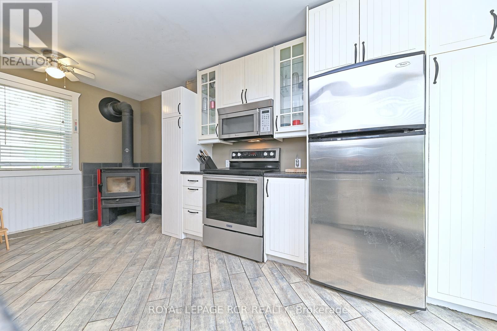 62008 County Road 3, East Garafraxa, Ontario  L9W 7H7 - Photo 4 - X12352334