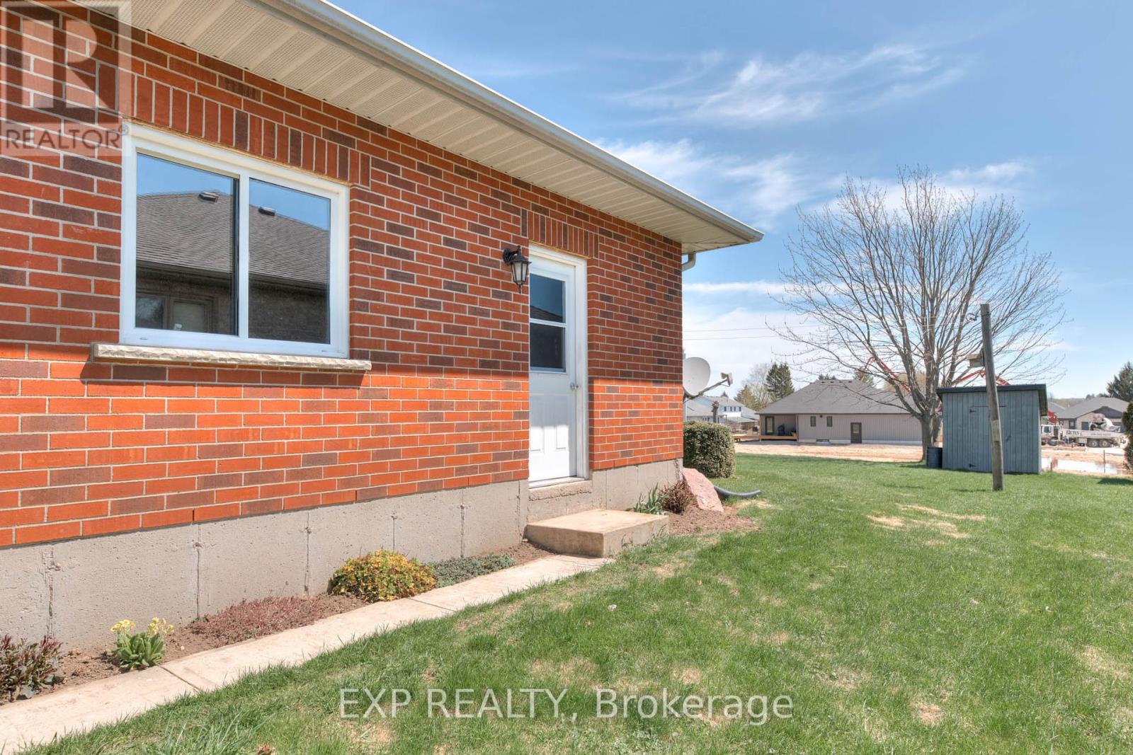 763 Sports Drive, Huron East, Ontario  N0G 1H0 - Photo 33 - X12352354