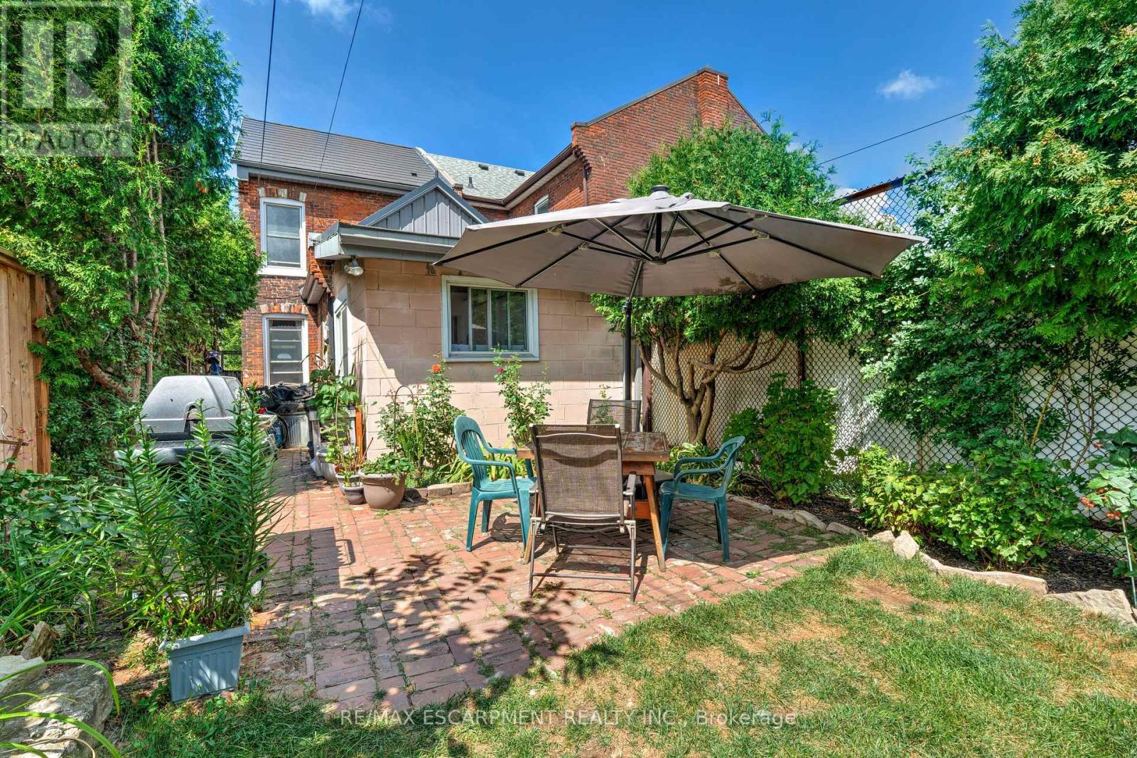 132 Ferguson Avenue N, Hamilton, Ontario  L8R 1L7 - Photo 18 - X12352394