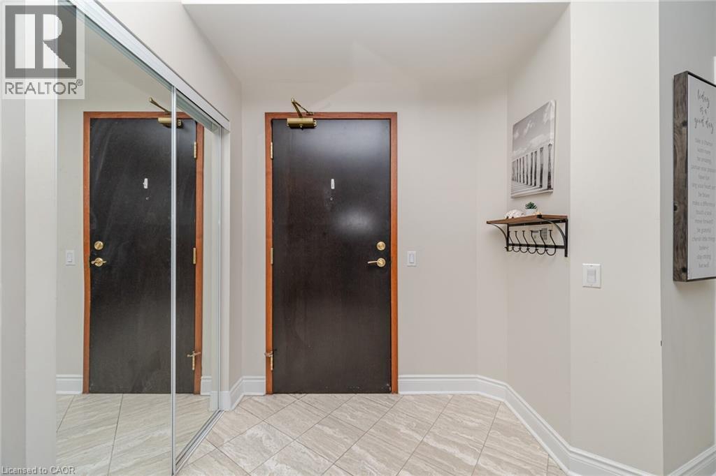 1 Belvedere Court Unit# Ph5, Brampton, Ontario  L6V 4M6 - Photo 8 - 40745369
