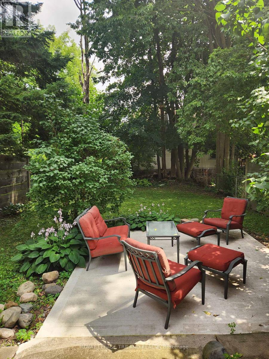 659 Piccadilly Street, London East, Ontario  N5Y 3H3 - Photo 39 - X12092152