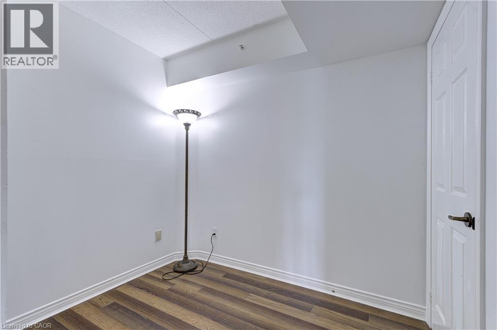 4005 Kilmer Drive Unit# 210, Burlington, Ontario  L7M 4M2 - Photo 21 - 40746073