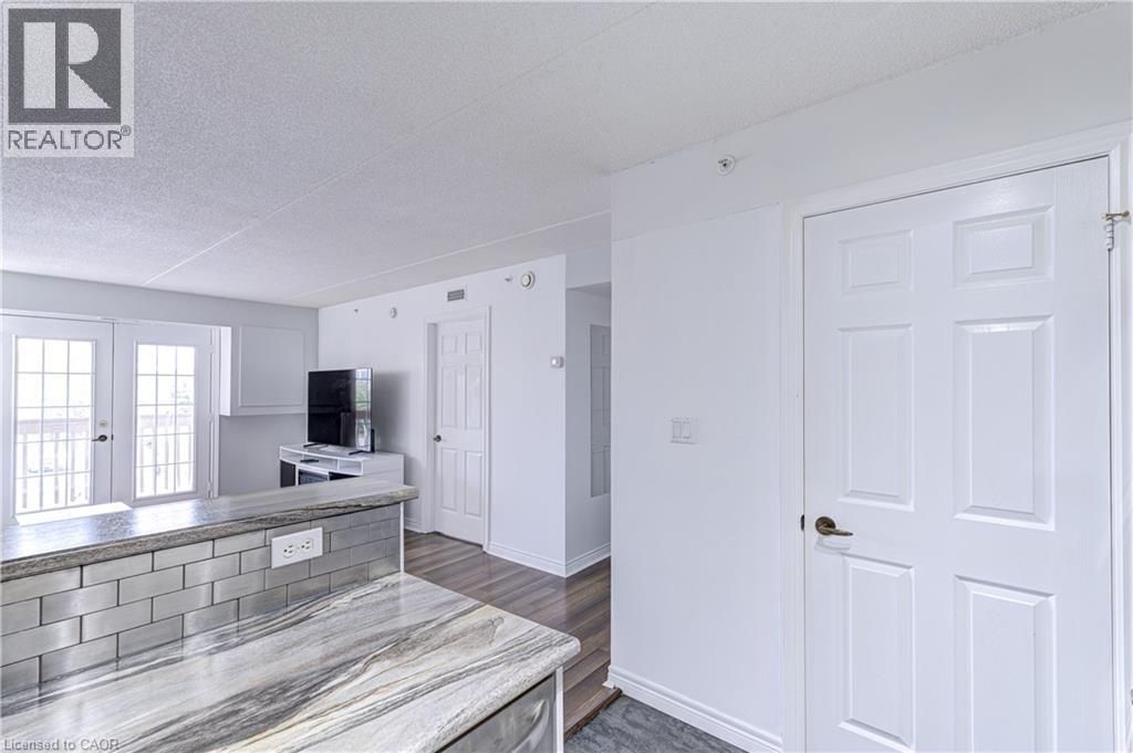 4005 Kilmer Drive Unit# 210, Burlington, Ontario  L7M 4M2 - Photo 16 - 40746073