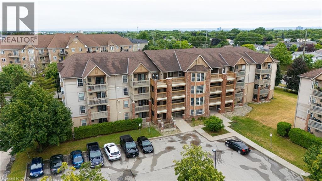 4005 Kilmer Drive Unit# 210, Burlington, Ontario  L7M 4M2 - Photo 2 - 40746073