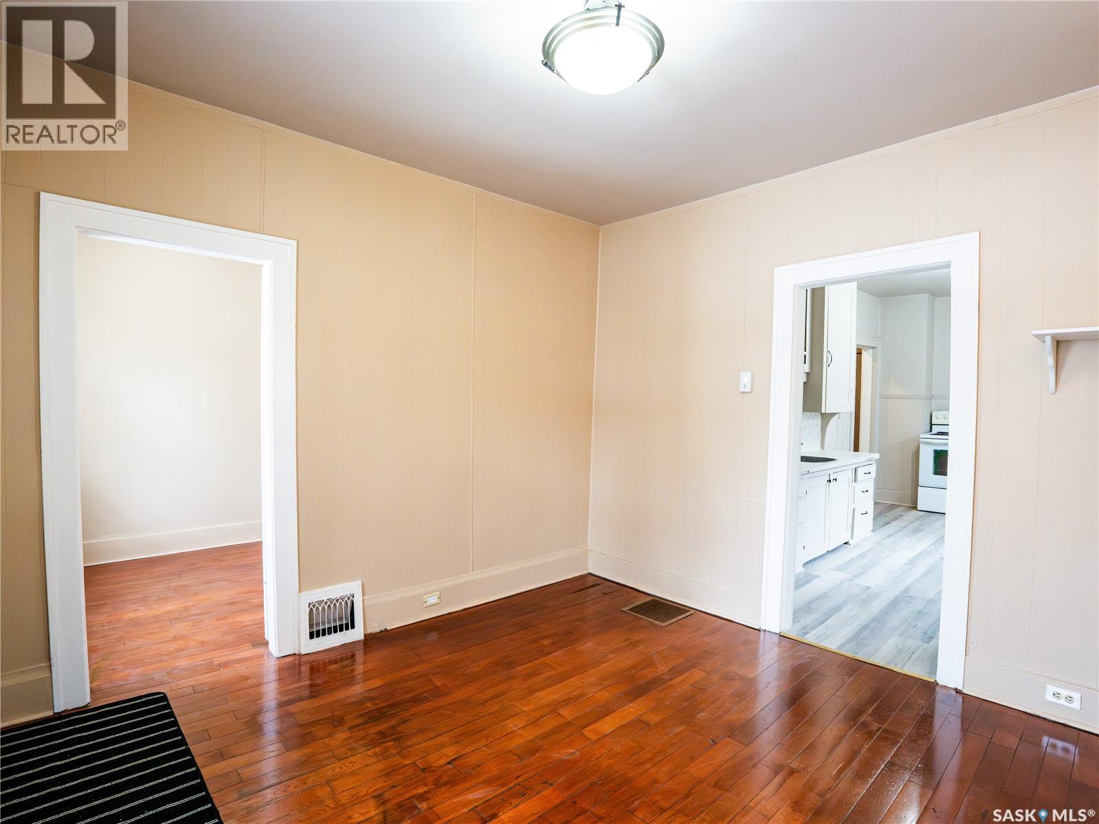 Property at 1855 Ottawa STREET image 3