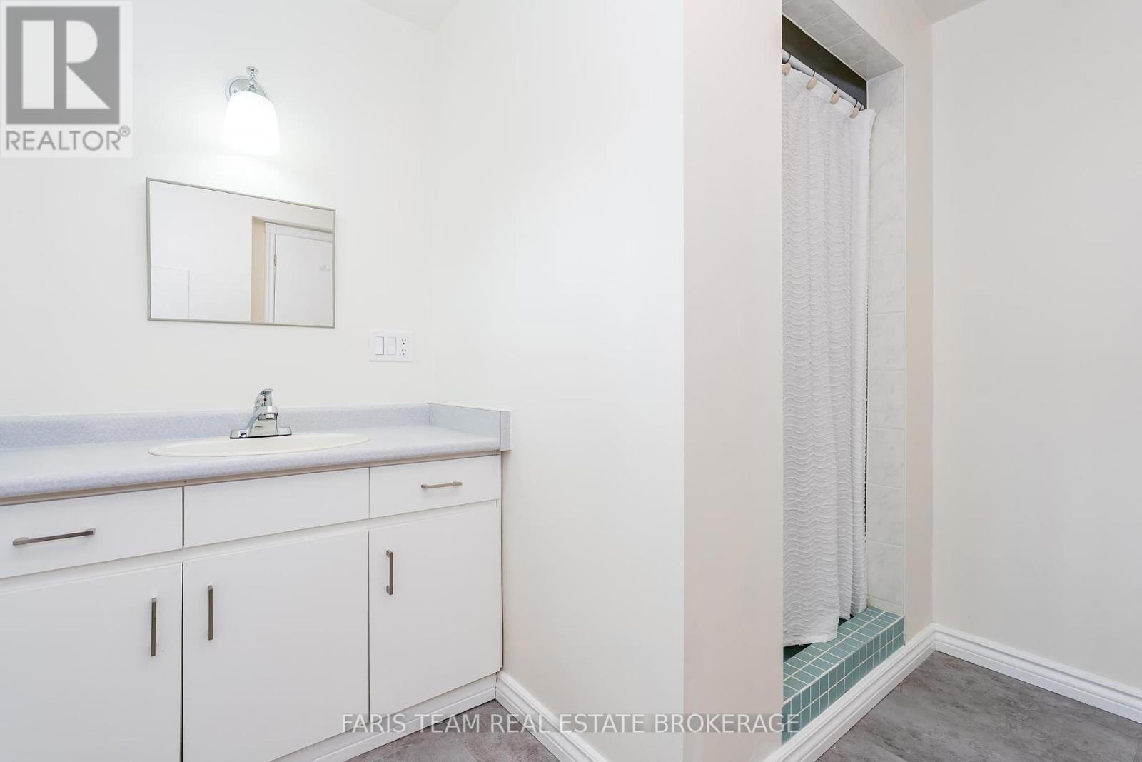 7 Bailey Crescent, Tiny (Wyevale), Ontario  L0L 2T0 - Photo 36 - S12351219