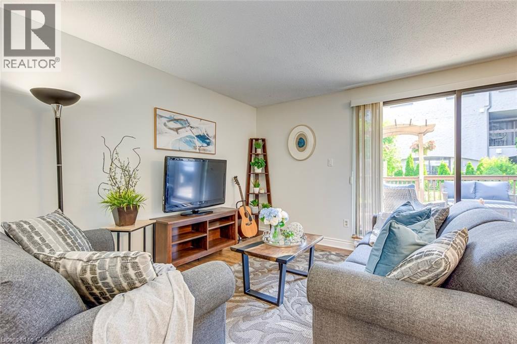 Property at 1008 FALGARWOOD Drive Unit# 2 image 5
