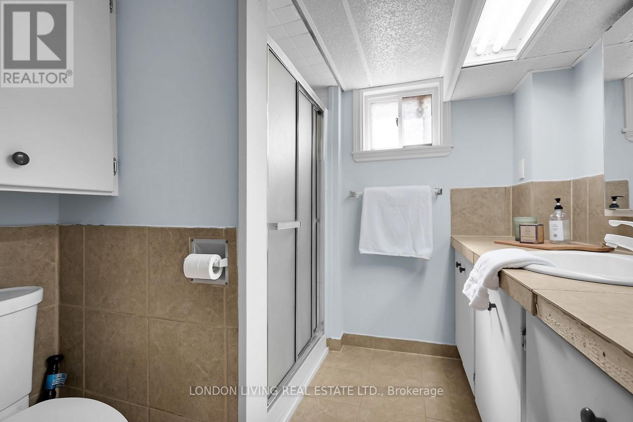 481 Victoria Street, London East, Ontario  N5Y 4B4 - Photo 37 - X12352503