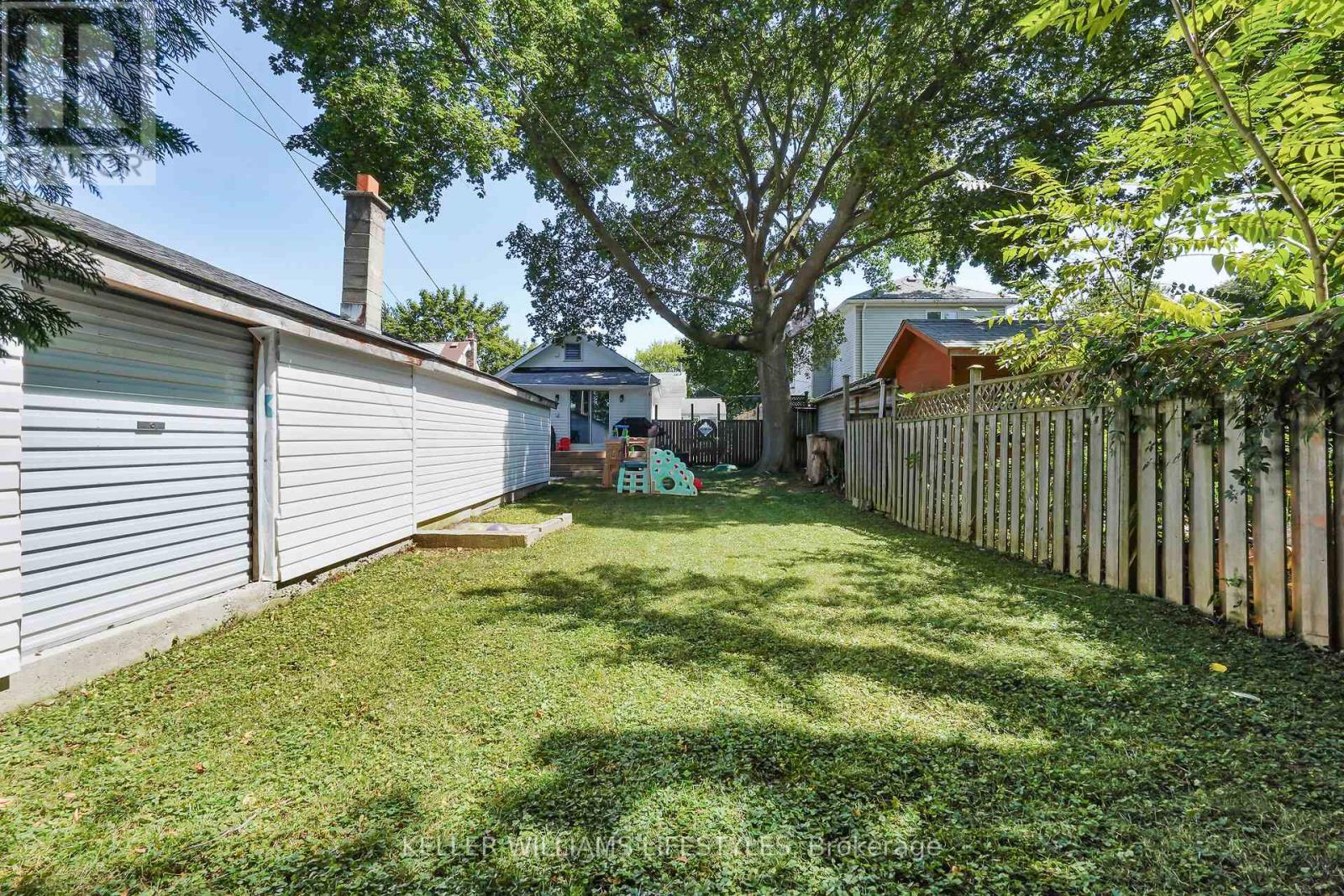 111 Boullee Street, London East, Ontario  N5Y 1T8 - Photo 27 - X12352570