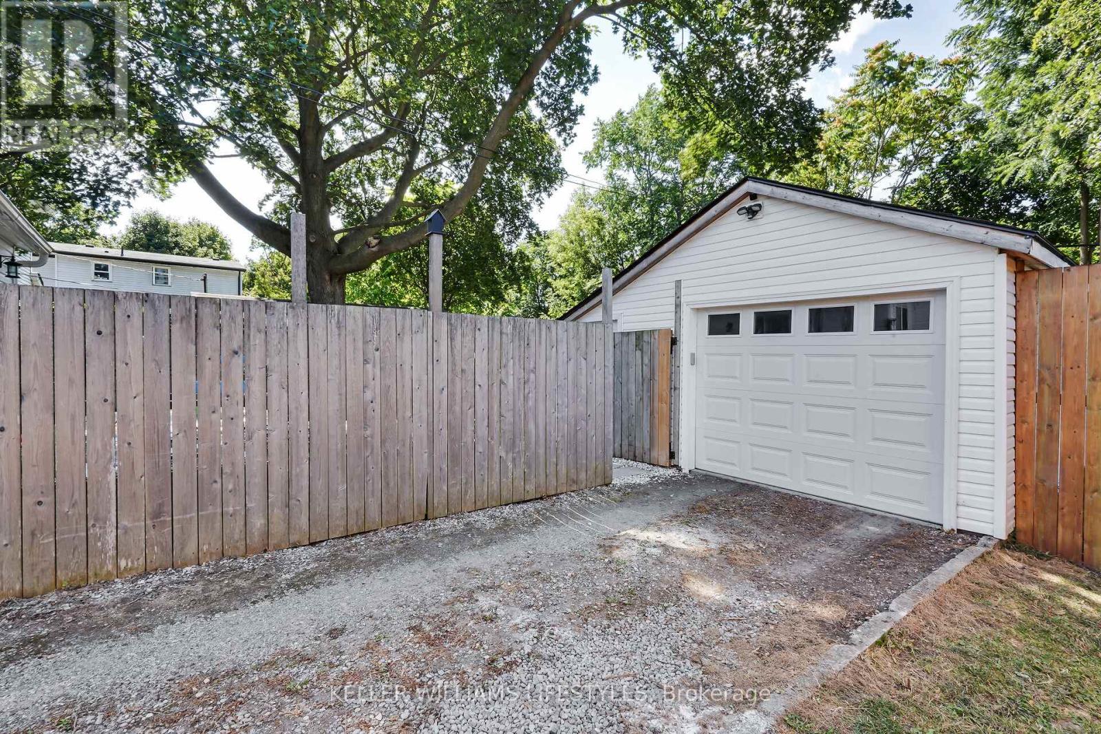 111 Boullee Street, London East, Ontario  N5Y 1T8 - Photo 28 - X12352570