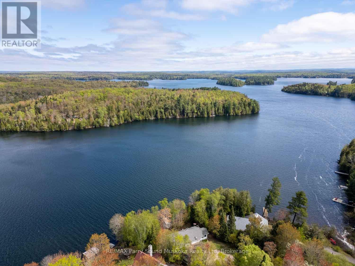 1931 B South Horn Lake Road, Magnetawan, Ontario  P0A 1C0 - Photo 13 - X12332282