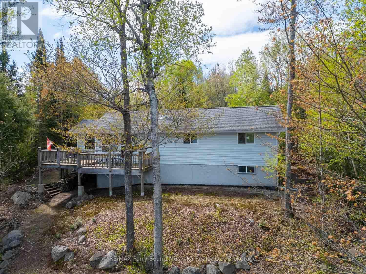 1931 B South Horn Lake Road, Magnetawan, Ontario  P0A 1C0 - Photo 3 - X12332282