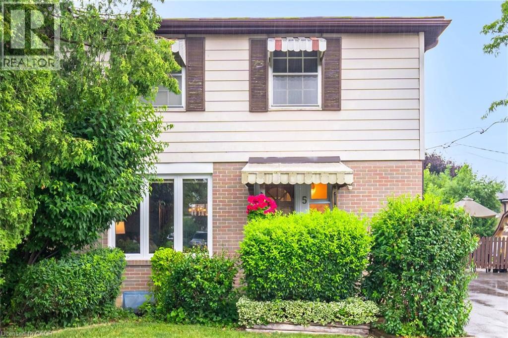 Property at 5 DANESBURY Crescent image 1