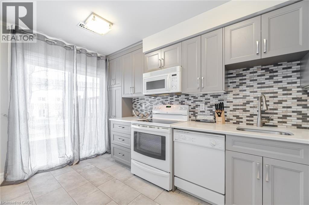 33 Wylie Circle Unit# 40, Georgetown, Ontario  L7G 5M1 - Photo 8 - 40747817