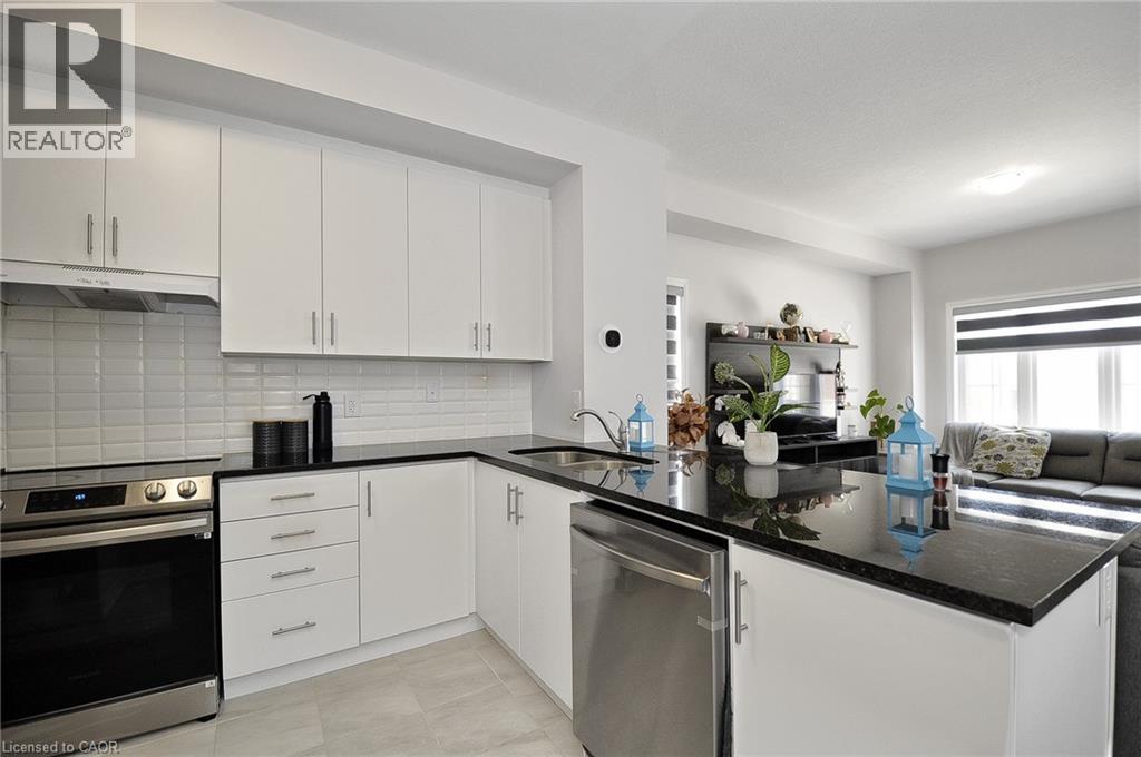 677 Park Road N Unit# 93, Brantford, Ontario  N3R 0C2 - Photo 12 - 40748025