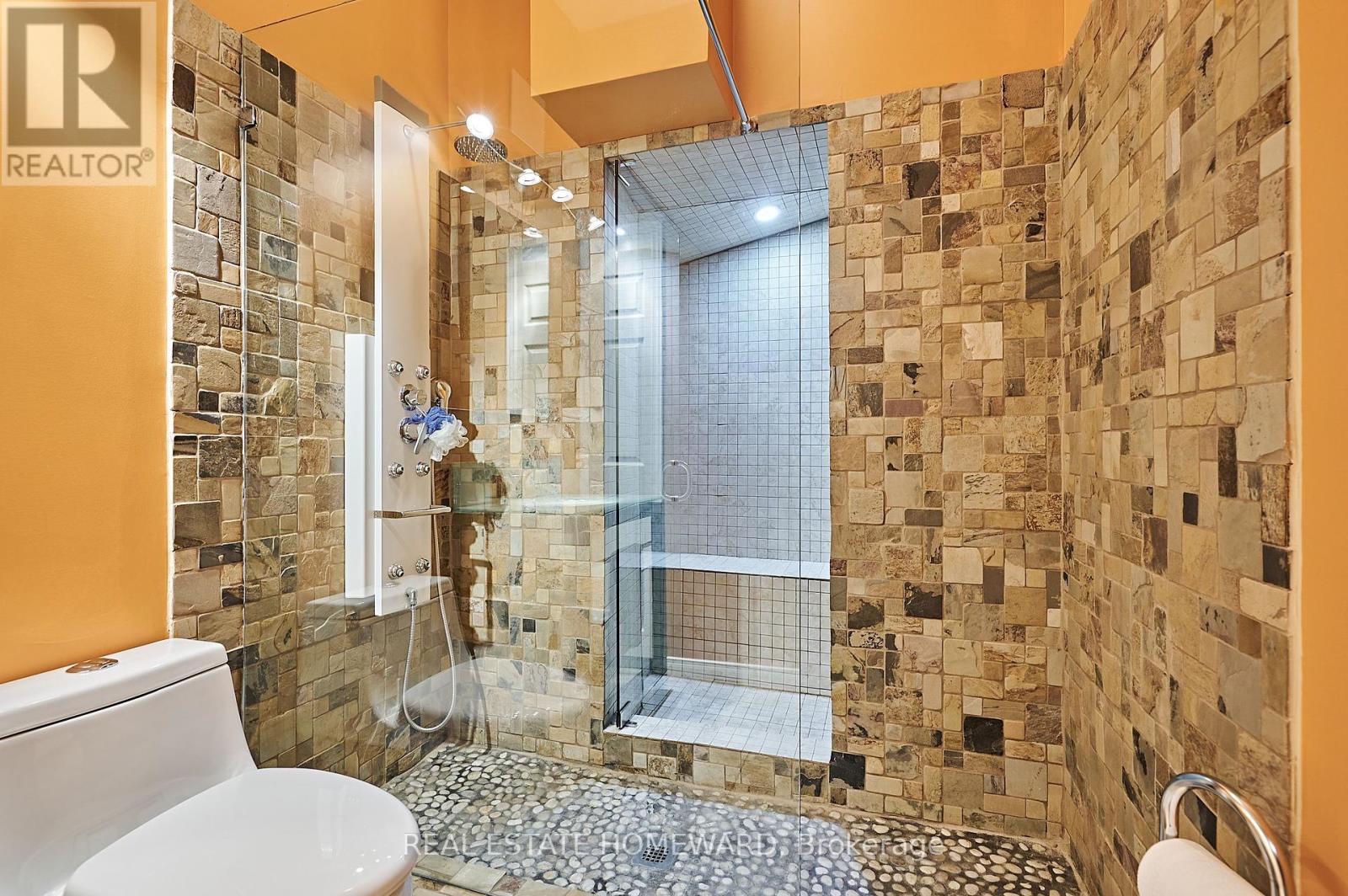 4 Isaac Devins Avenue, Vaughan, Ontario  L4L 0A4 - Photo 26 - N12352428