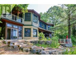 45 ESTATE DRIVE, Muskoka Lakes, Ontario