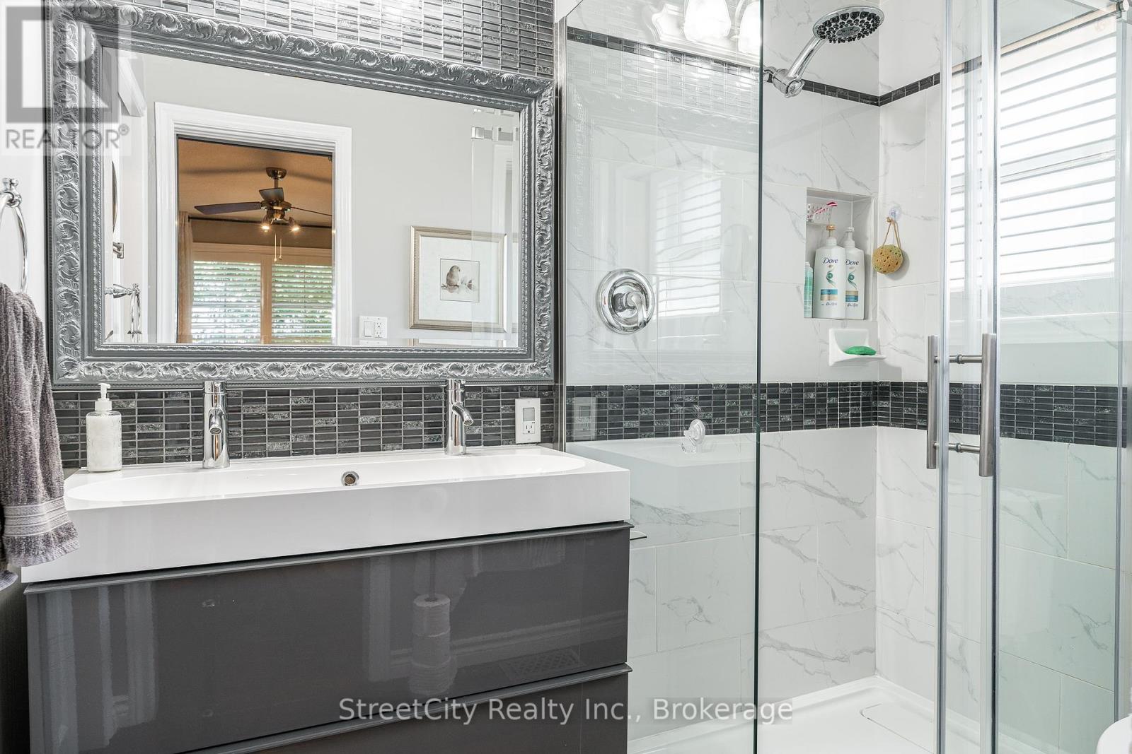 34 Nithview Court, Wilmot, Ontario N3A 2H4 - Photo 18 - X12352501