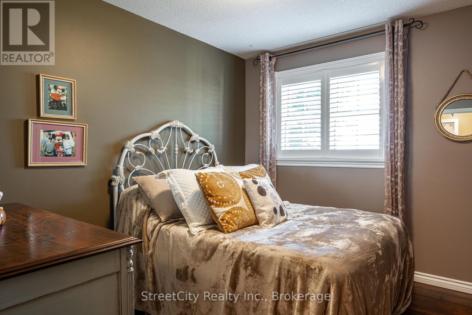 34 Nithview Court, Wilmot, Ontario N3A 2H4 - Photo 19 - X12352501