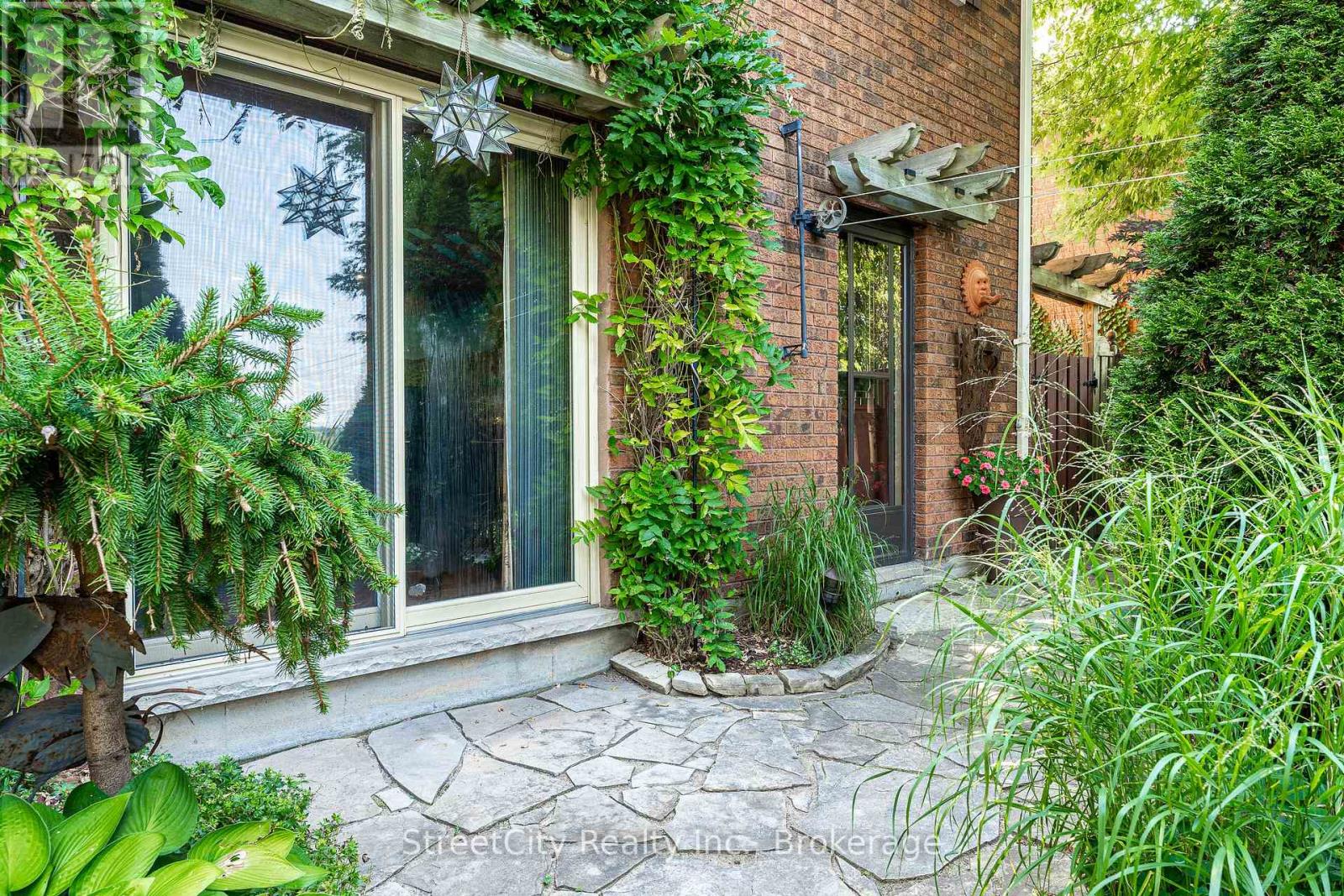 34 Nithview Court, Wilmot, Ontario N3A 2H4 - Photo 33 - X12352501