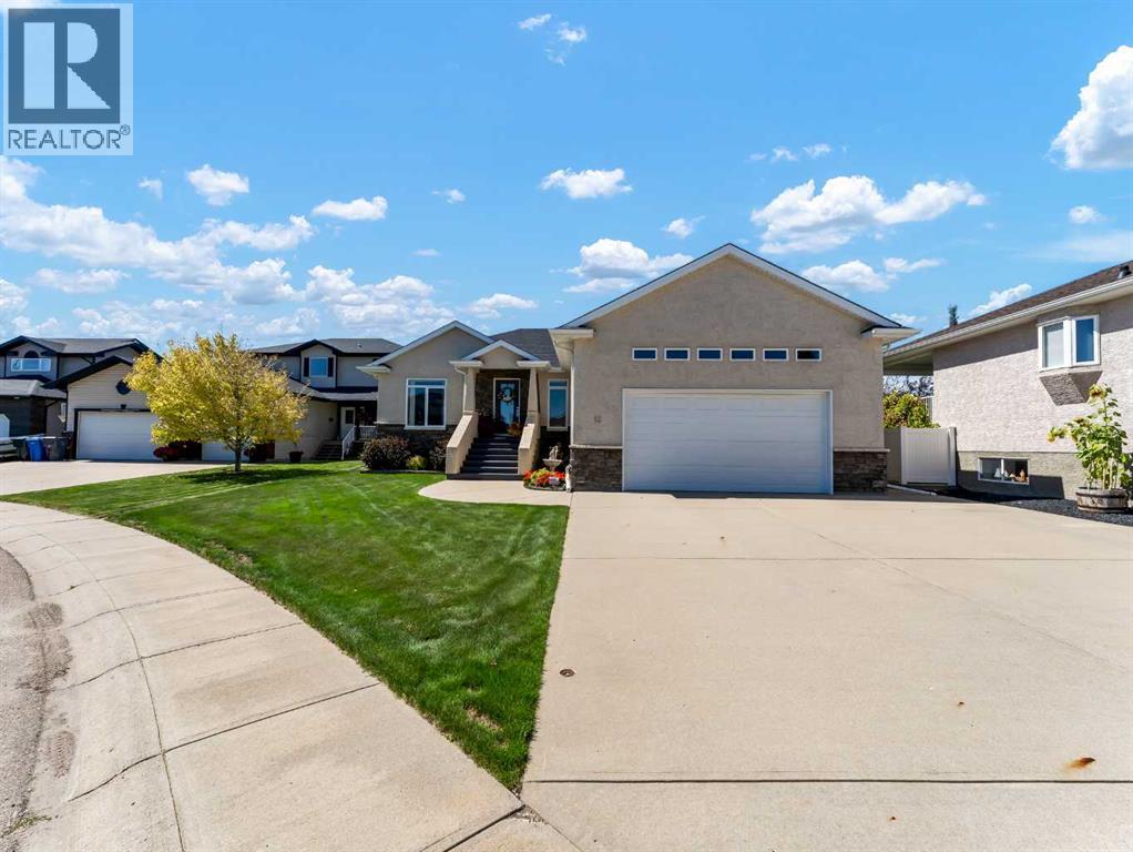 Property at 12 Cottonwood Bay SW image 3
